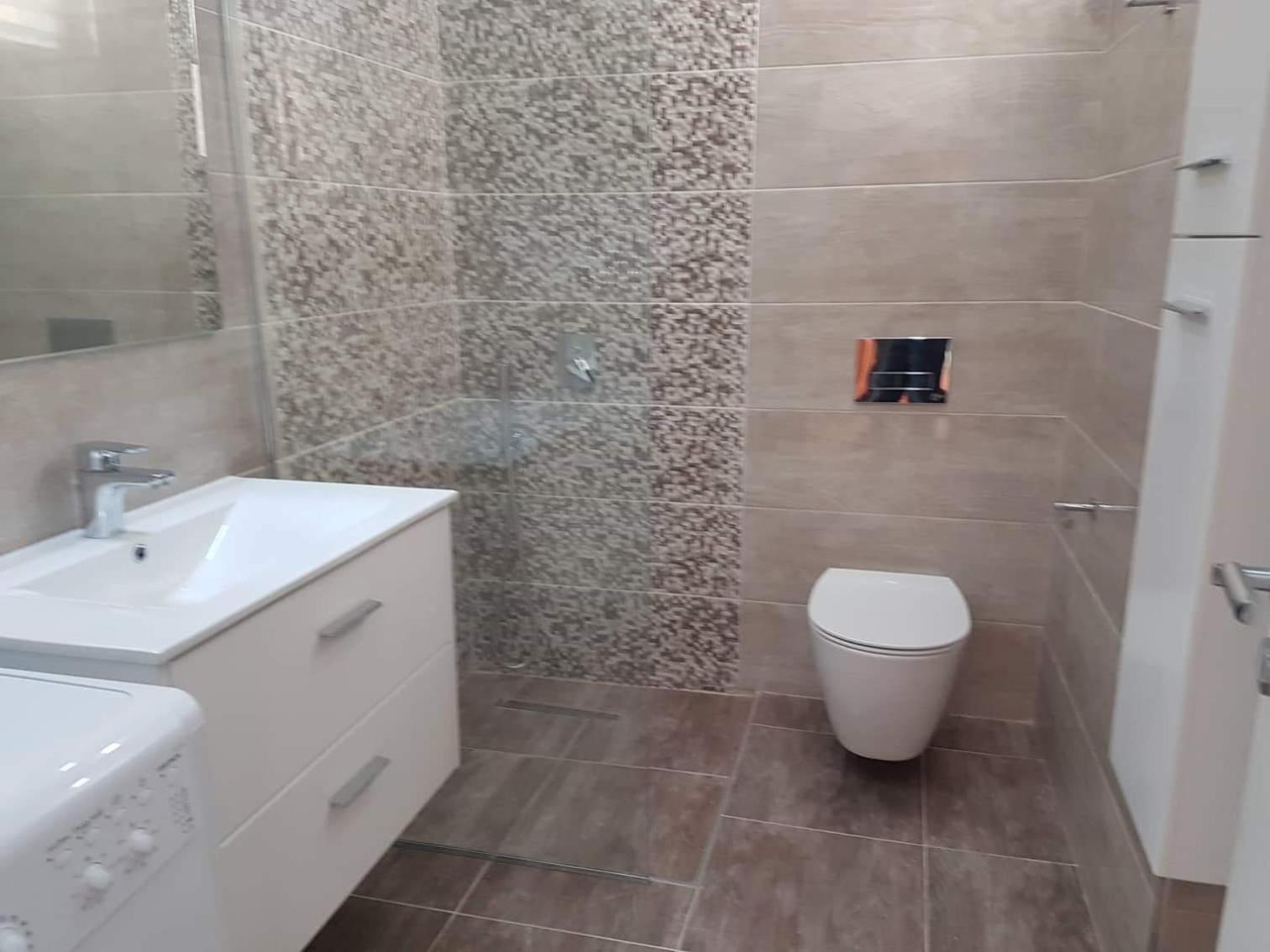 Spacious Apartment Near The Beach Sarandë 外观 照片