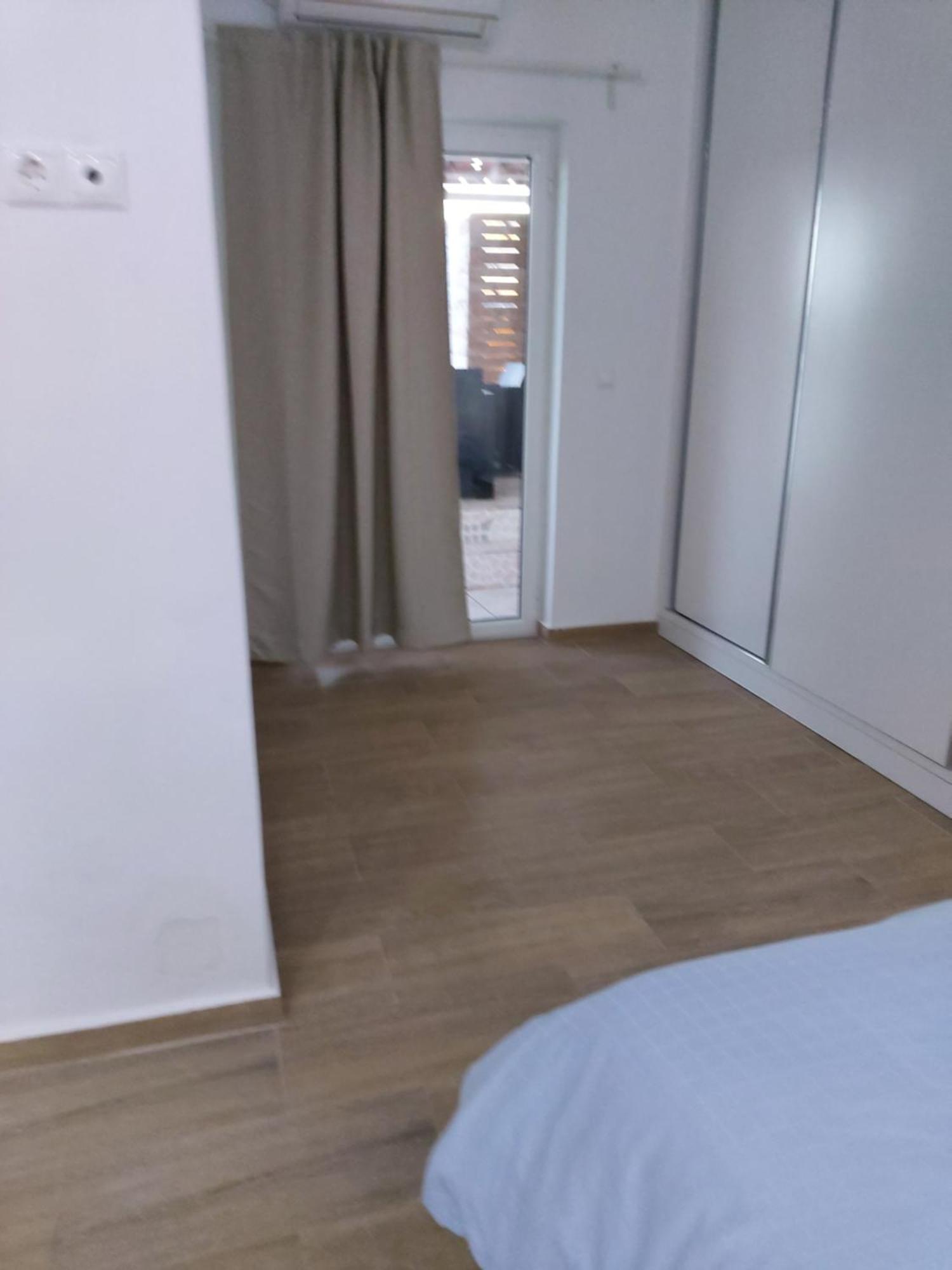 Spacious Apartment Near The Beach Sarandë 外观 照片