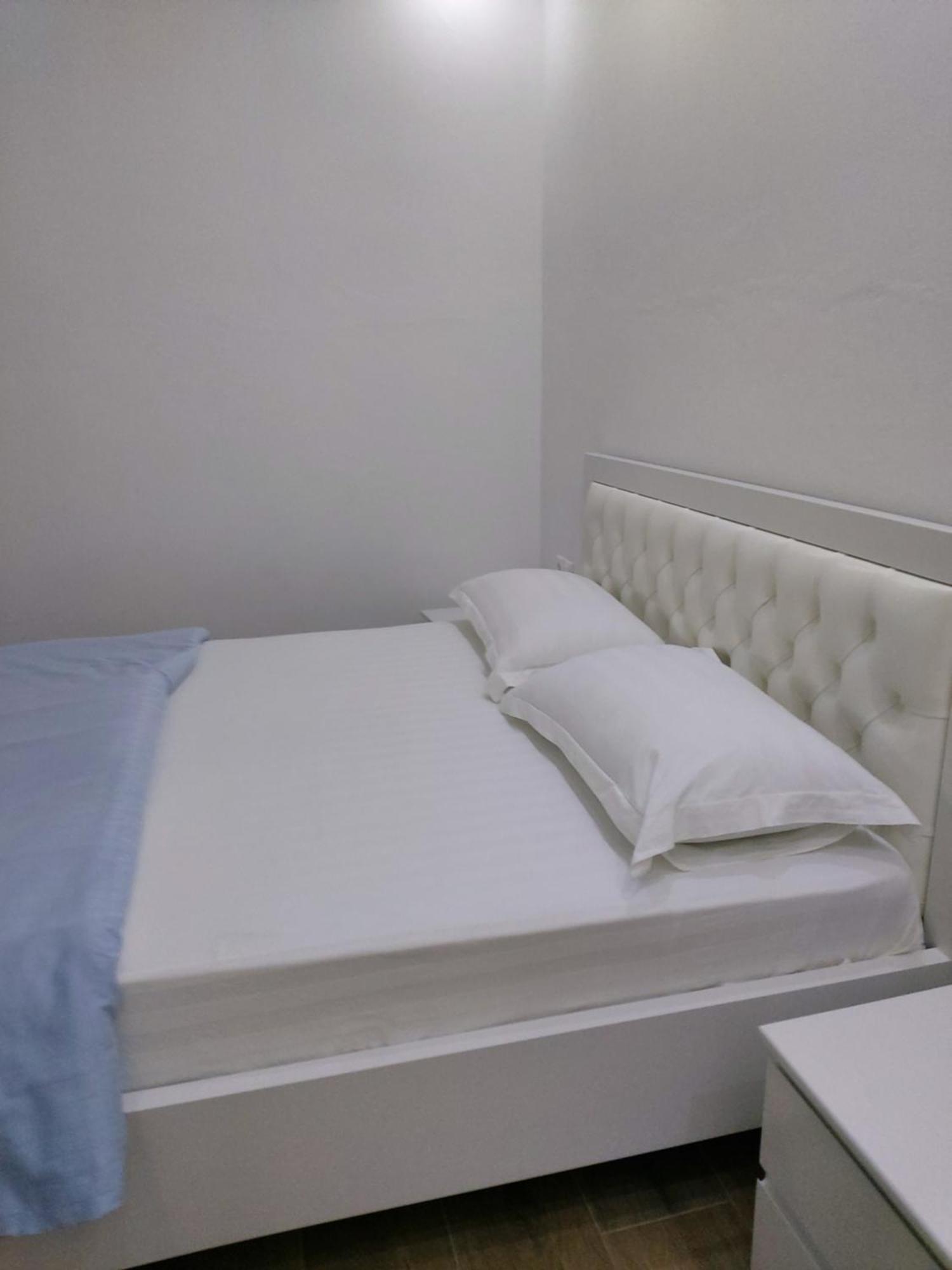 Spacious Apartment Near The Beach Sarandë 外观 照片